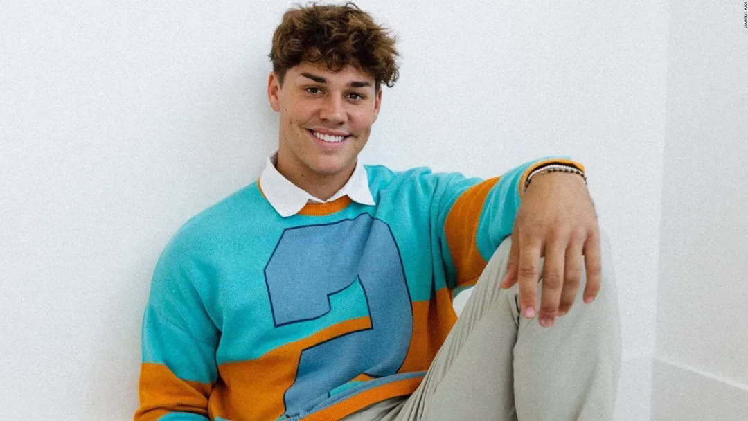 Noah Beck’s Height, Age, Net Worth, Birthday, Weight, Wiki, Bio Noah Beck