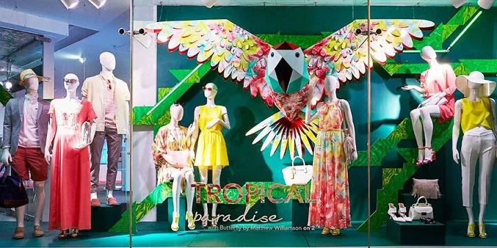 10 Storefront Window Displays That Are Dressed To Impress 10 Storefront Window Displays That Are Dressed To Impress