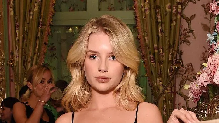 Lottie Moss Net Worth: Rising Star of the Fashion World – An In-Depth Look at Her Life, Full Name, Age, Weight, Controversy, Nationality, Career, and Success lottie moss