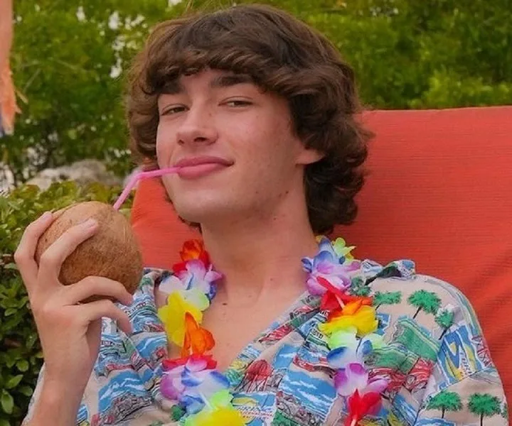 Baylen Levine Net Worth : Turning Pranks into Profits on YouTube,Full Name, Age, Notable Works, Controversy, Nationality, Career, Occupation Baylen Levine