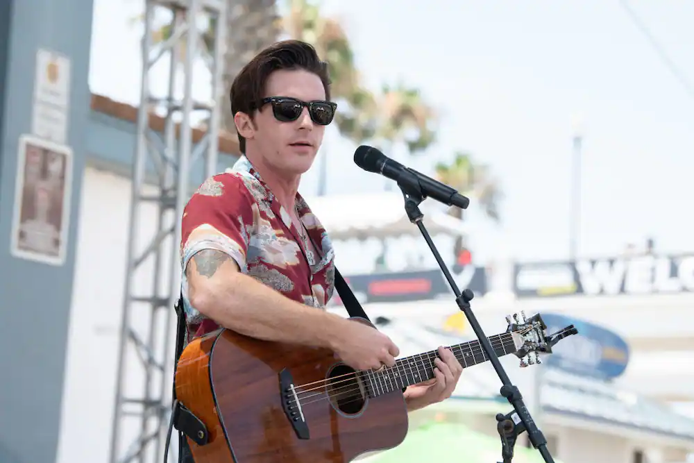 Drake Bell In Depth Profile Full Name Age Notable Works Net Worth Controversy Nationality Career Occupation