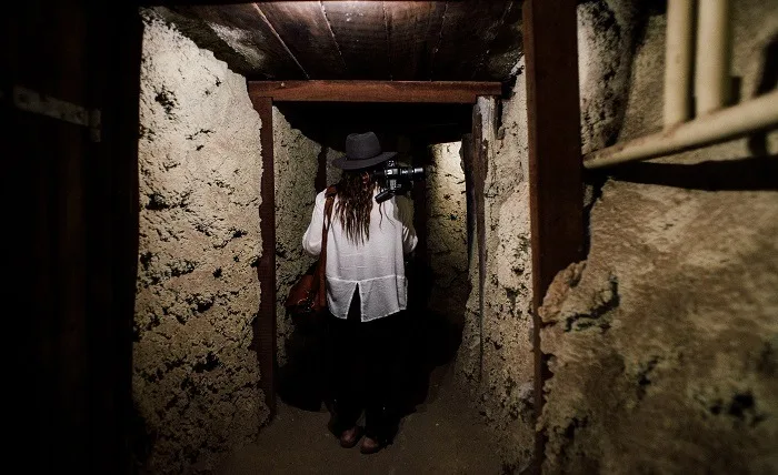 Escape Room Game in Darkness: A New Challenge Escape Room Game in Darkness A New Challenge