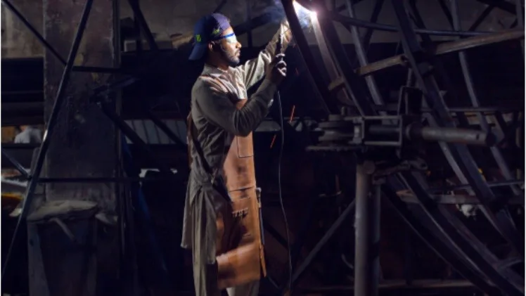 Level up Your Welding Game with a Customized Leather Welding Apron Level up Your Welding Game with a Customized Leather Welding Apron