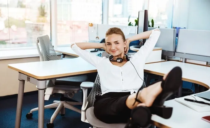 Sit Smarter, Work Better: Herman Miller Ergonomic Chairs for Productivity Screenshot 3 12