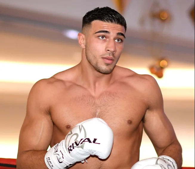 Tommy Fury Details about Career Progression