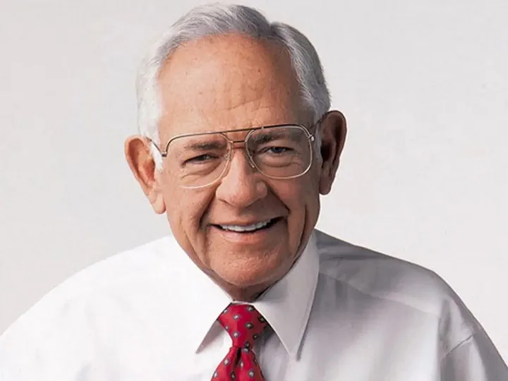 Dave Thomas Net Worth: The Man Behind Wendy’s, Full Name, Age, Notable Works, , Controversy, Nationality, Career, Occupation Dave Thomas