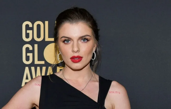 Julia Fox Net Worth: Unfiltered and Unapologetic Rise to Stardom, Full Name, Age, Notable Works, Controversy, Nationality, Career, Occupation Julia Fox Net Worth