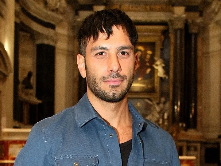 Jwan Yosef Net Worth: The Artist Behind the Canvas, Full Name, Age, Notable Works, Controversy, Nationality, Career, Occupation Jwan Yosef Net Worth