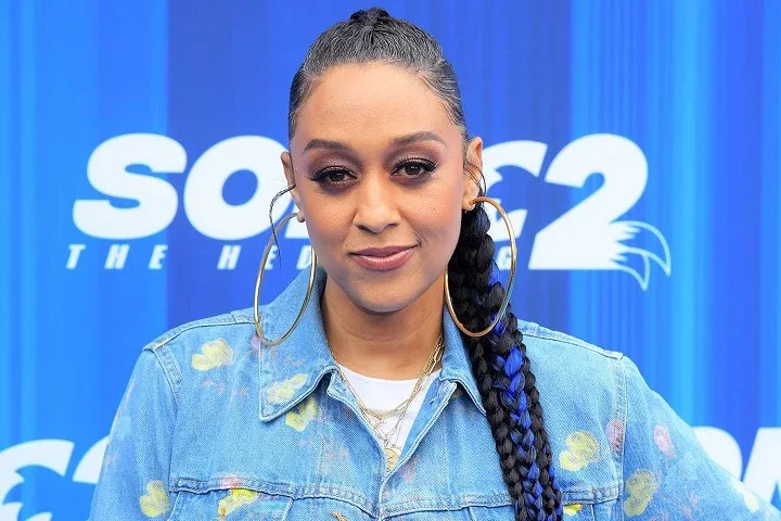 Tia Mowry Net Worth: A Multi-Talented Star – From Sitcoms to the Culinary World, Full Name, Age, Notable Works, Controversy, Nationality, Career, Occupation Tia Mowry