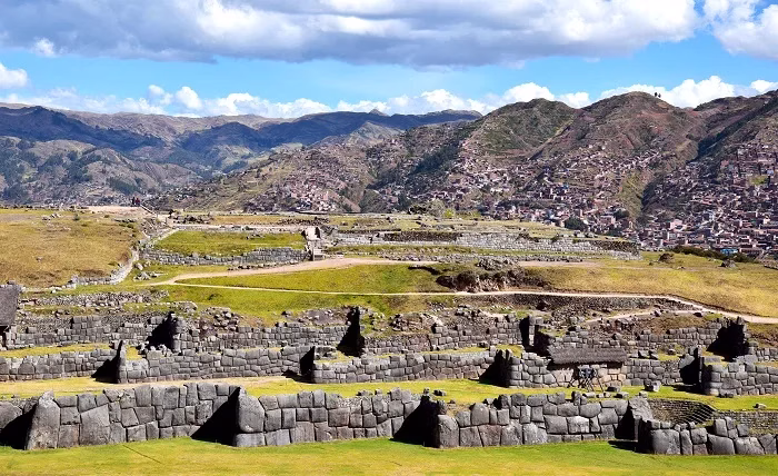 The impressive Peruvian landscapes that appear in this blockbuster film production. peruvian destinations transformers