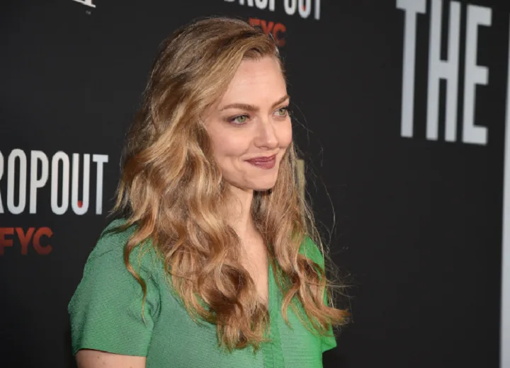 Amanda Seyfried Net Worth: Exploring Her Career, Net Worth, and Controversies, Full Name, Age, Notable Works, Controversy, Nationality, Career, Occupation Amanda Seyfried Net Worth
