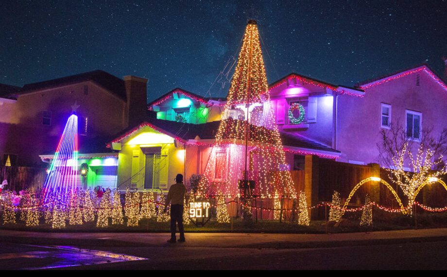 Creativity and Joy with RGB Floodlight Light Shows2