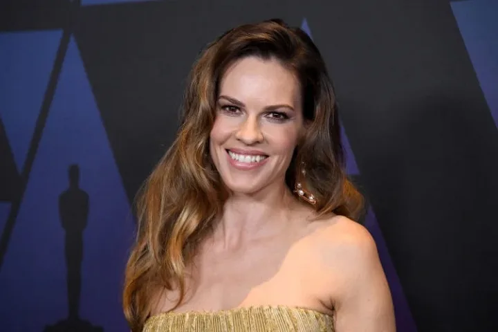 Hilary Swank Net Worth: A Two-Time Oscar Winner’s Journey to Stardom, Full Name, Age, Notable Works, Controversy, Nationality, Career, Occupation Hilary Swank Net Worth