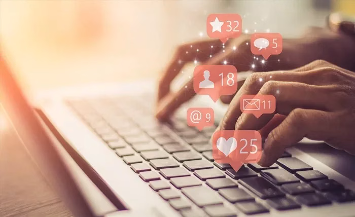 How to Use Social Media for Customer Service and Support