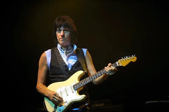 Jeff Beck Net Worth: A Guitar Legend’s Journey, Full Name, Age, Notable Works, Controversy, Nationality, Career, Occupation Jeff Beck Net Worth