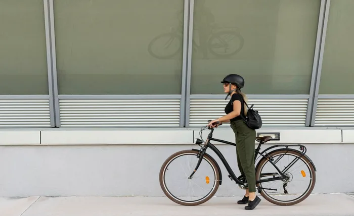 Weathering the Storm: How Bike Shelters Protect Your Bicycle Screenshot 5 2