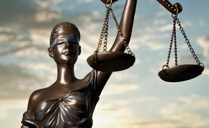 Top 6 Things to Consider When Hiring a Lawyer Top 6 Things to Consider When Hiring a Lawyer