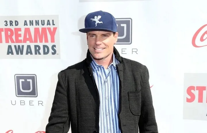 Vanilla Ice Net Worth: From Ice, Ice Baby to a Cool Net Worth, Full Name, Age, Notable Works, Controversy, Nationality, Career, Occupation Vanilla Ice Net Worth