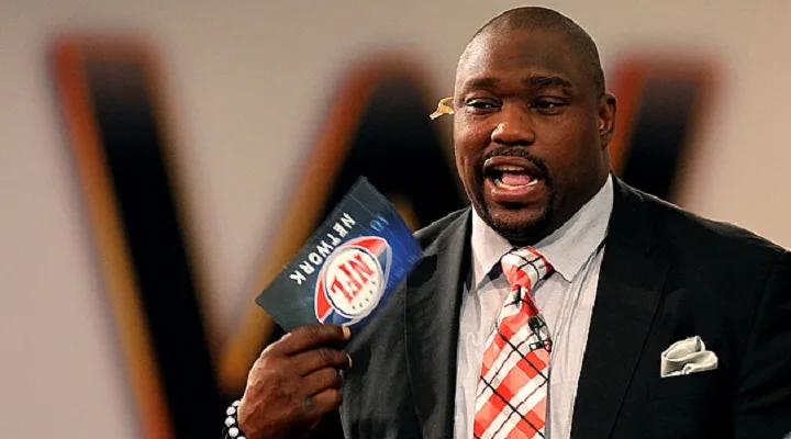Warren Sapp Net Worth: From the Gridiron to Financial Success, Full Name, Age, Notable Works, Controversy, Nationality, Career, Occupation Warren Sapp Net Worth
