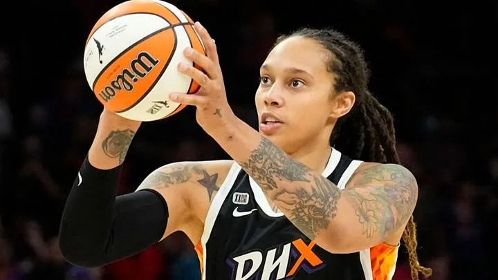 Brittney Griner’s Net Worth: Dunking into Success, Full Name, Age, Notable Works, Controversy, Nationality, Career, Occupation Brittney Griners Net Worth