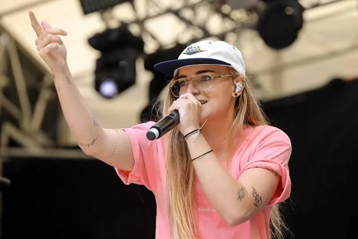 G Flip Net Worth: Exploring the Rise of the Indie Pop Sensation, Full Name, Age, Notable Works, Controversy, Nationality, Career, Occupation G Flip Net Worth