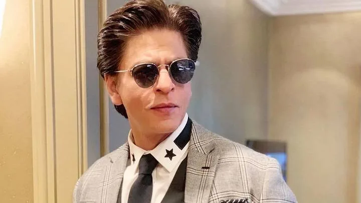 Shahrukh Khan Net Worth : Unveiling the Earnings of the Bollywood Superstar, Full Name, Age, Notable Works, Controversy, Nationality, Career, Occupation Shahrukh Khan Net Worth