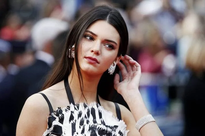 Kendall Jenner Net Worth: Unveiling the Wealth of a Fashion Icon, Full Name, Age, Notable Works, Controversy, Nationality, Career, Occupation Kendall Jenner Net Worth