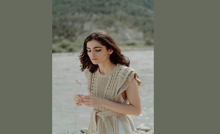 Top 10 Must Have Yarns For Trendy Knitwear