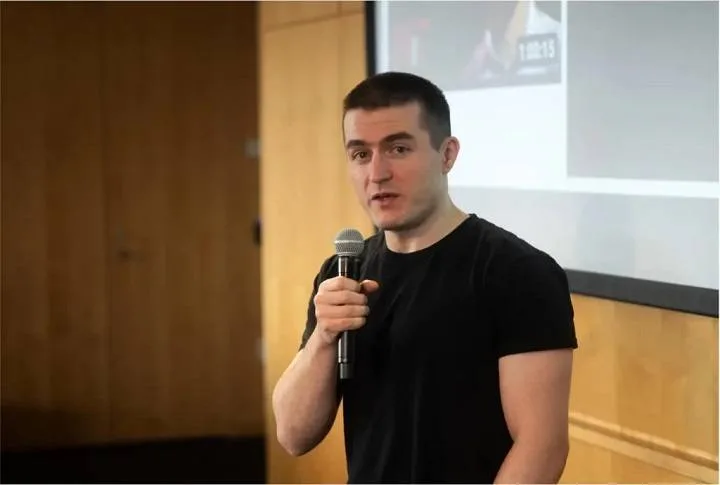 Lex Fridman Net Worth: Age, Height, Weight, Family, Bio/Wiki 2024 Lex Fridman Net Worth