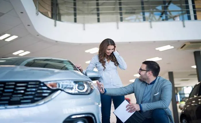 Is it better to finance or buy a car? 6