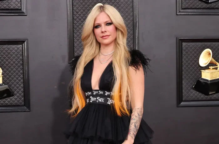 Avril Lavigne Biography e1747716986200