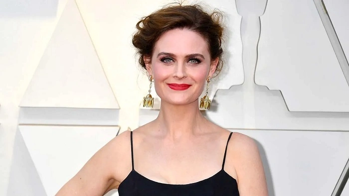 Who is Emily Deschanel