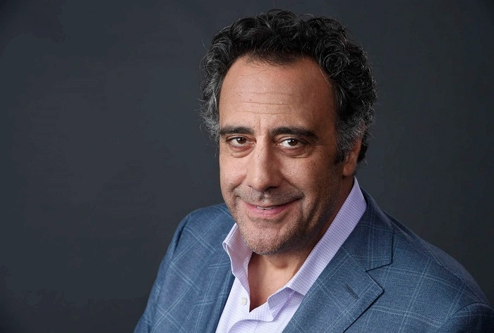 Brad Garrett Early Life and Career Beginnings