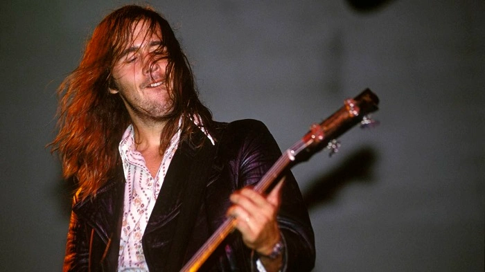 Krist Novoselic Early Life of Krist Novoselic